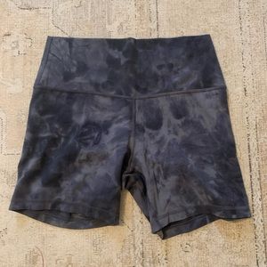 Lululemon biker shorts